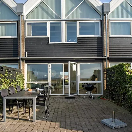 3 Bedroom Stunning In * Assens